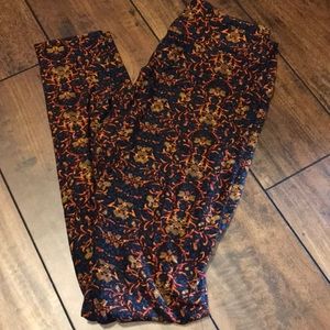 Brown pattern lularoe legging